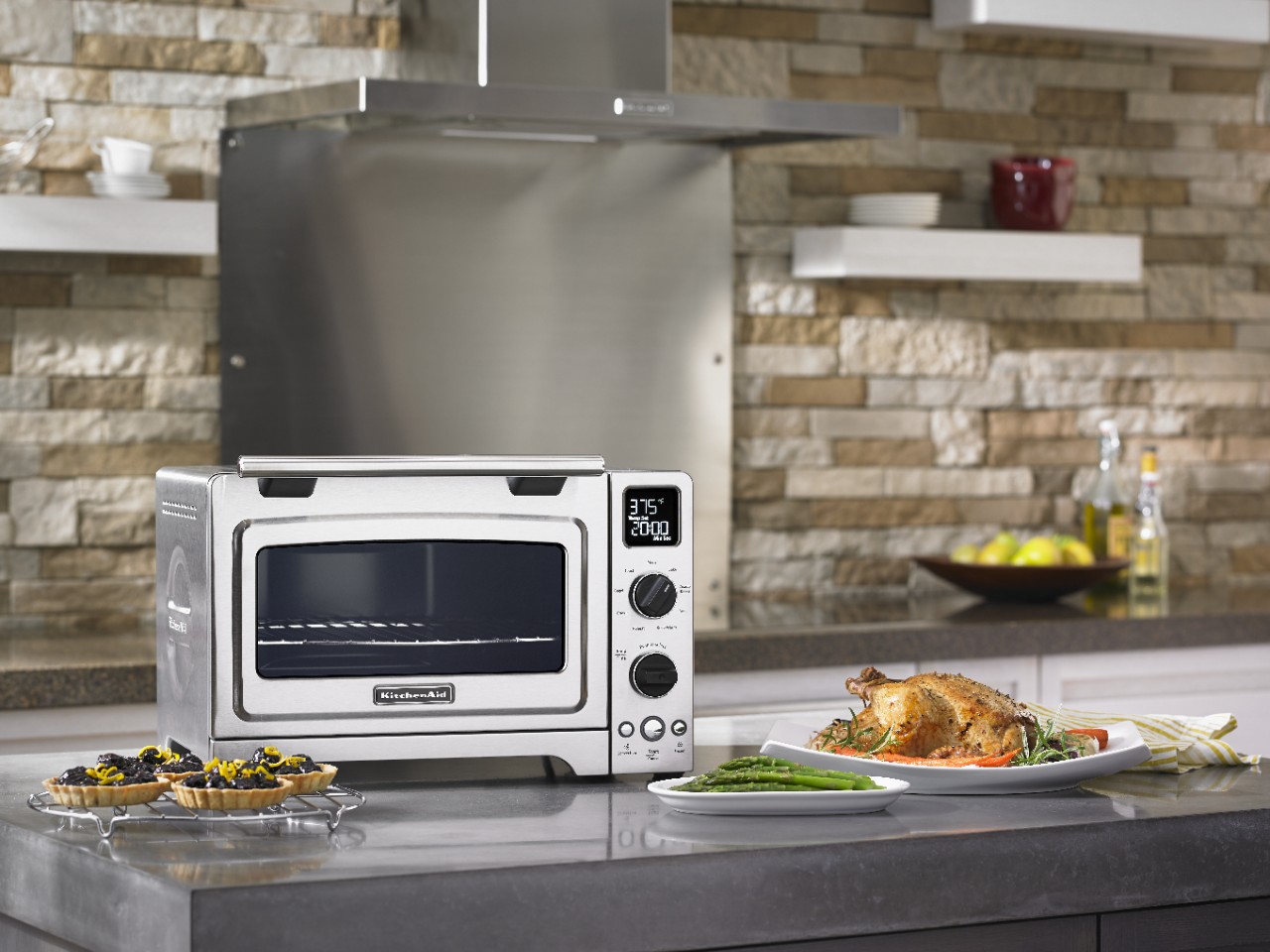 Find the right accessories for your KitchenAid® countertop oven