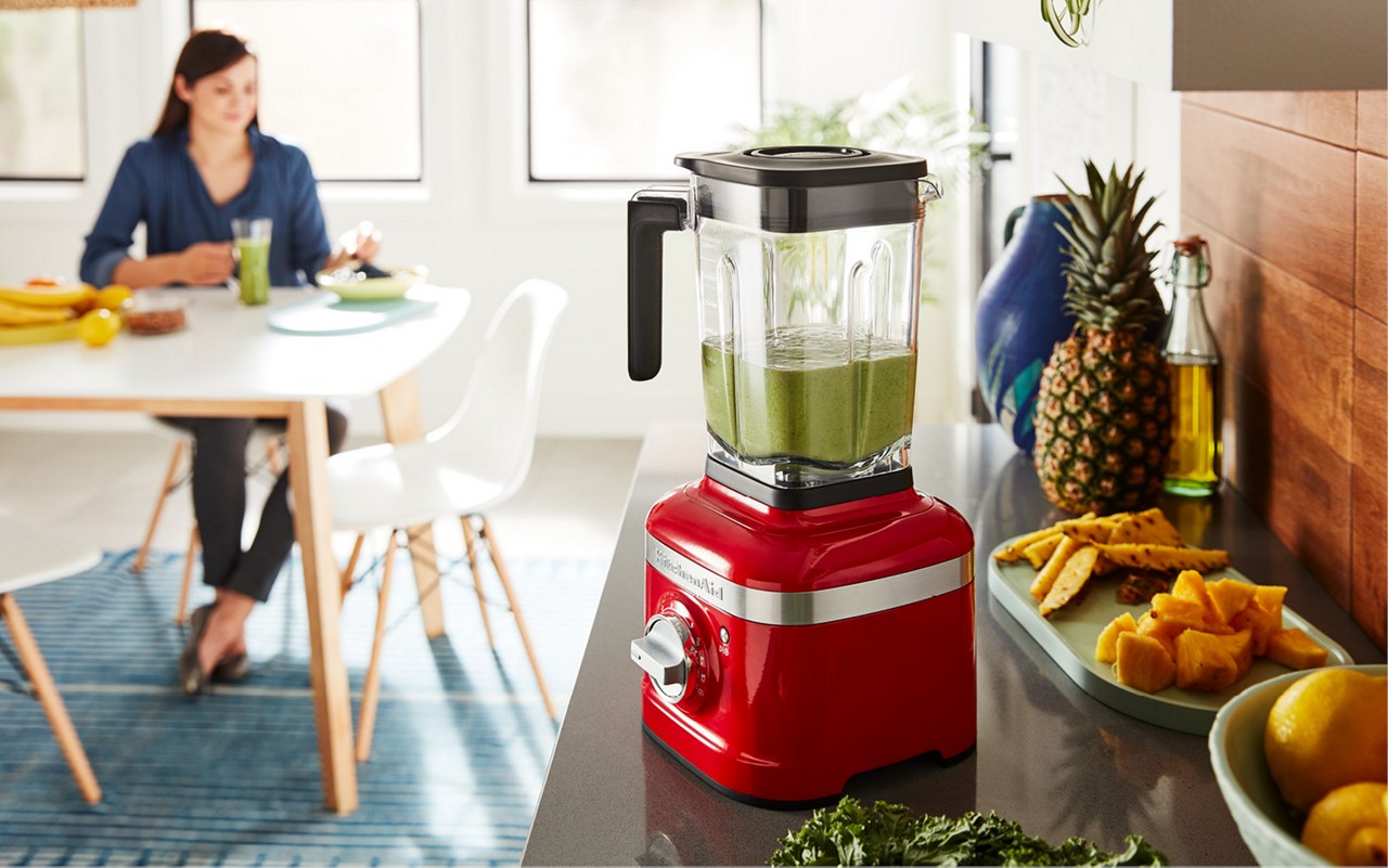 Find stylish and powerful blender models from KitchenAid. 